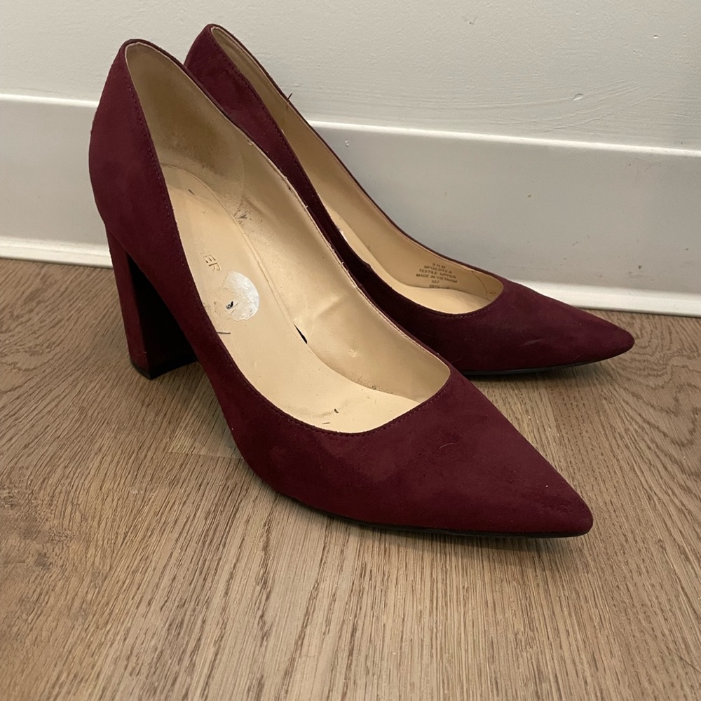 Marc Fisher Burgundy Heels